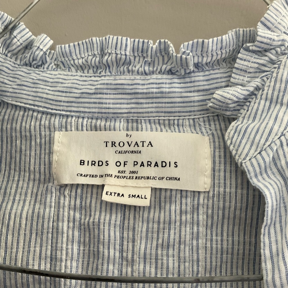 Birds Of Paradise Blue and White Button up Shirt - Picture 3 of 8